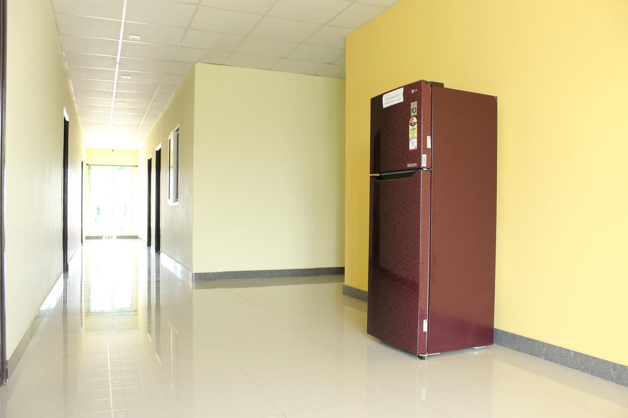 Chandran Hyline Chennai Exteriör bild